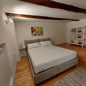 Apartament Mar, Neapol